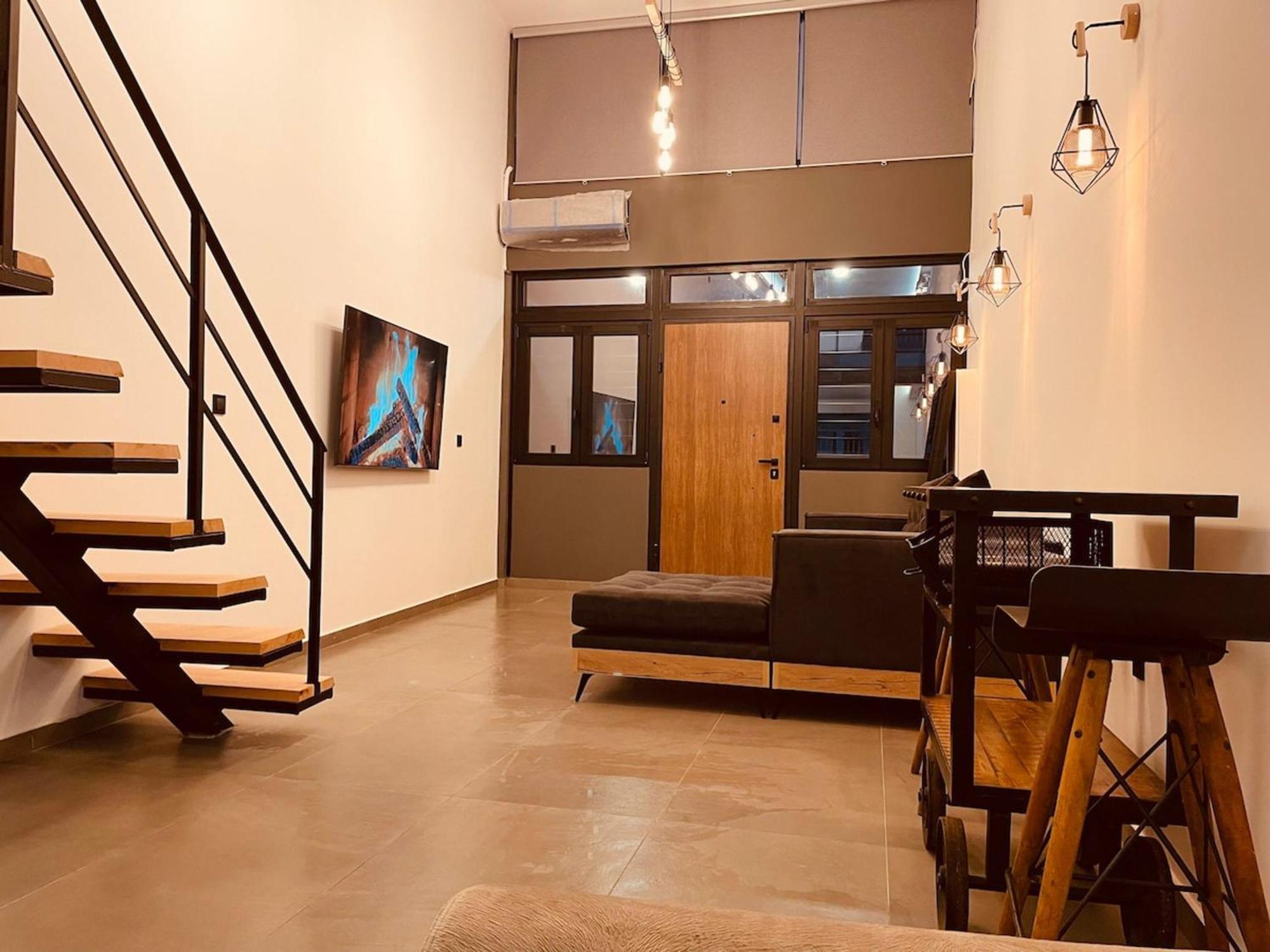 Apartment Loft -nomad Friendly # Superhost Hub# *